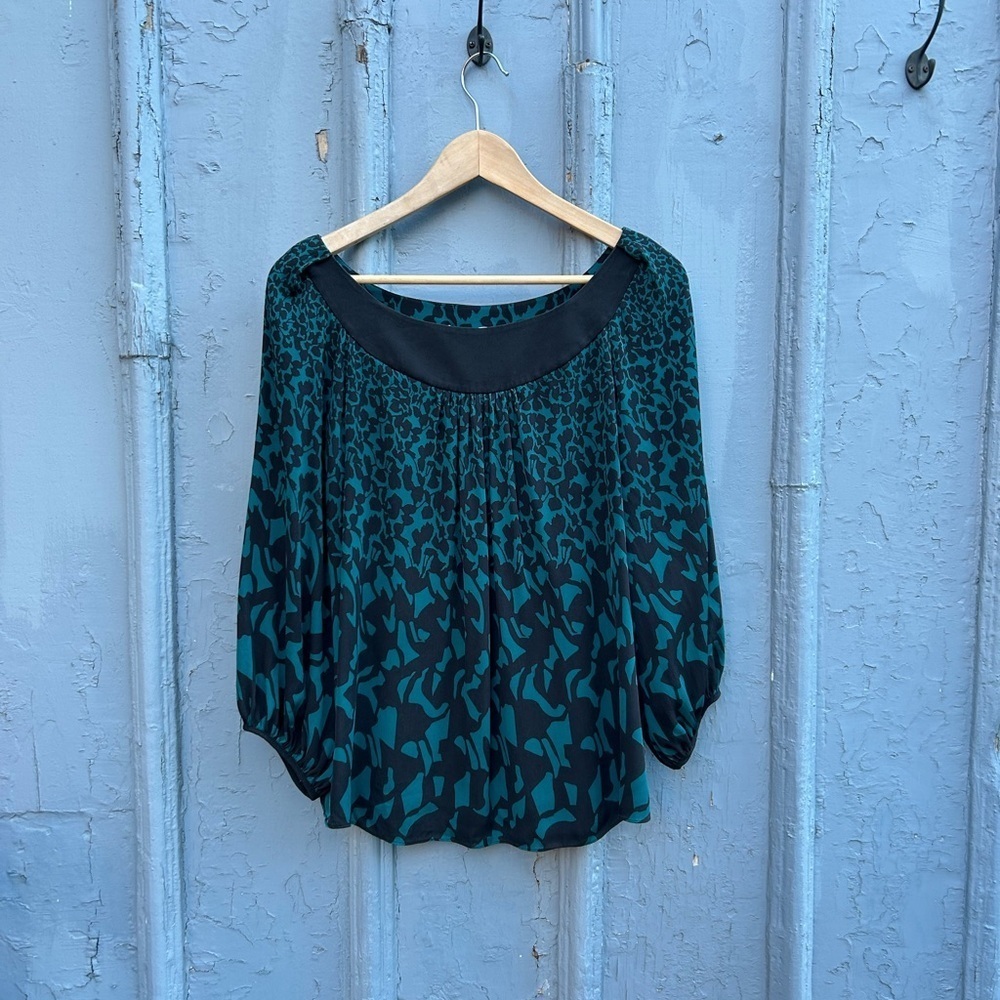 Diane Von Furstenberg silk Natita Blouse, size 4
